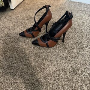 Tory Burch Elegant Black and Brown Women's Heels 9.5